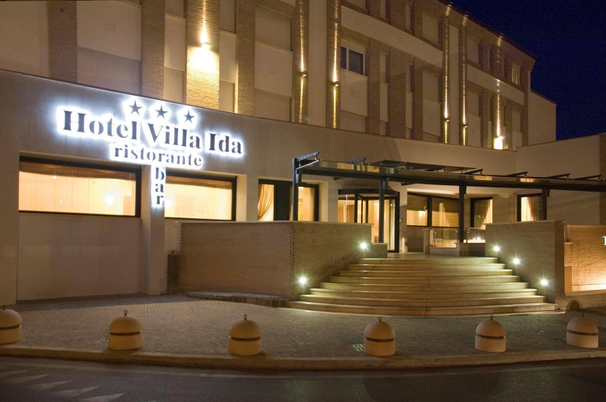 Hotel Villa Ida Ceprano Extérieur photo